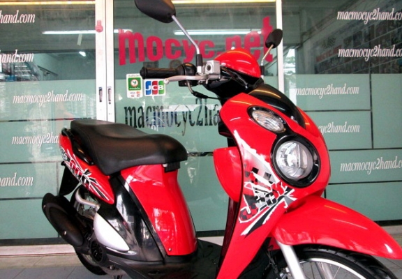 JALATO ปี 55 สีดำแดง หัวฉีดประหยัดน้ำมัน แรงด้วย 125 cc ไมล์ 12xxx โล  แถม 2 รายการ  18900