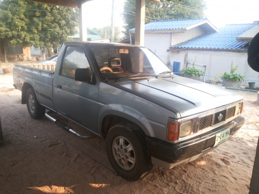 นิสสันสวยมากพร้อมใช้