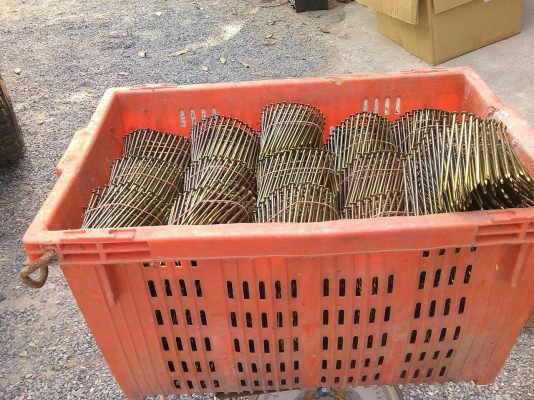 ตะปูใช้กับปืนยิงตะปูลมหรือไฟฟ้า ยี่ห้อ LION ขนาดยาว 1.5 นิ้ว แบบเป็นม้วนตามภาพ