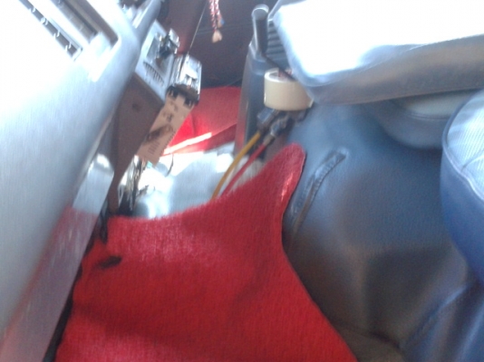 สิบล้อ2เพลาดั้ม อีซูสุ  240  แรงม้า  ระบบลากพ่วง  แท้  เดิมๆ  ห้างแท้ สวยมากๆ  เล่ม...พร้อม