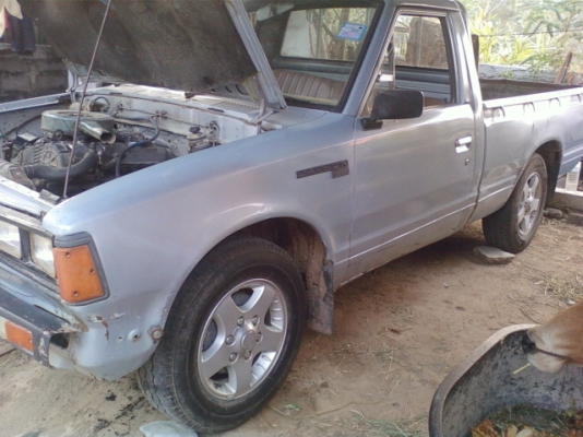 ขายรถดั้สสัน มีเอกสาร  ขาดต่อ  รุ่นพิเศษ 4 ขอ  เครื่องยนต์โซล่า