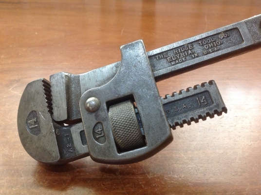 ขายประแจขันท่อ  Vintage The Ridge Tool  Monkey 14"