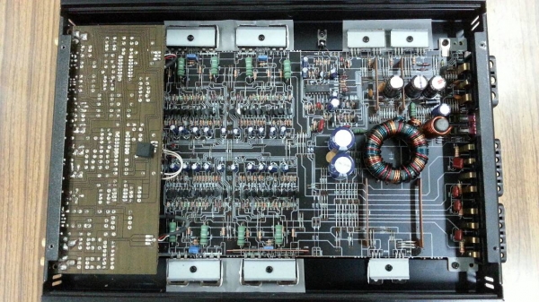 แอมป์ 4 แชลแนล บอสวิค Bos GT-60.4