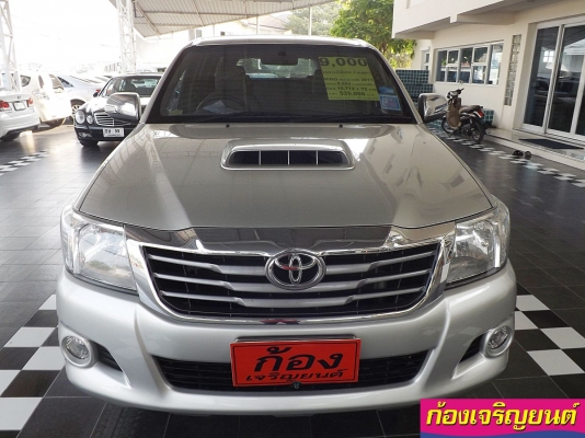 TOYOTA VIGO เกียร์ออโต้ 4 ประตู 3.0G AIRBAG ABS ปี 2011