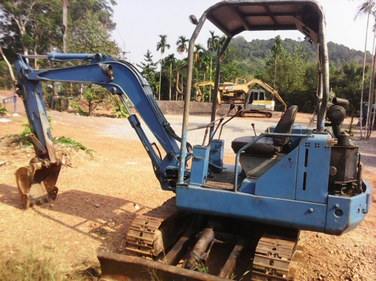 ขายรถแบคโฮ KOBELCO  โทร 0819497804