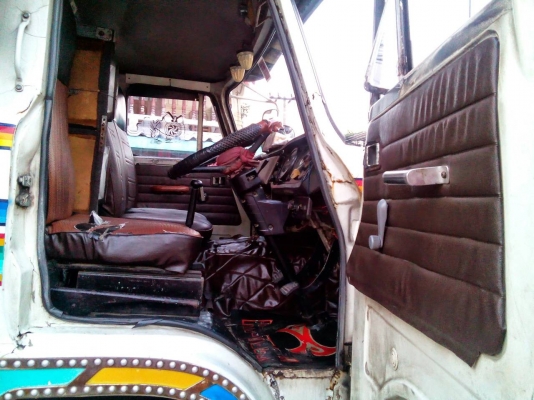 รถบรรทุก 6 ล้อ HINO KM 540 เครื่อง 110 แรงม้า รถบรรทุก 6 ล้อ HINO KM 540 เครื่อง 110 แรงม้า