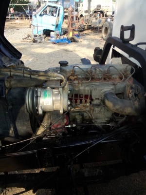 ขายหกล้อดั้ม777เครื่อง117แรงม้า ดั้มต่อใหม่มาใช้งานน้อยกระบะยาว3.80เมตร กว้าง2.10เมตร พวงมาลัยพาวเวอร์ สโลอินเตอร์4สปีด ช่วงล่างใหญ่ แอร์เย็นฉ่ำ ยางดีทุกเส้น เครื่องดี คัสซีสวย ทะเบียนพร้อมโอน