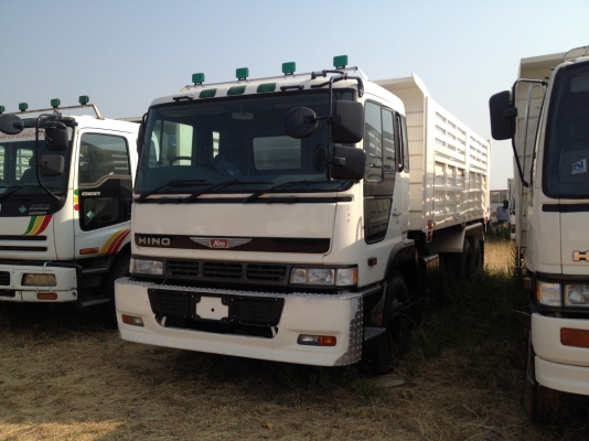 ขายไม่แพง HINO PROFIA เครื่อง 260 แรงม้าระบบน้ำมันรถพร้อมใช้ทะเบียนพร้อม เชิญพิสูจน์ได้เลย กระบะดั้มพ์ดิน ยาว 6. เมตร สูง 1.50 เมตร กว้าง 2.50 เมตร รถสวยพร้อมใช้