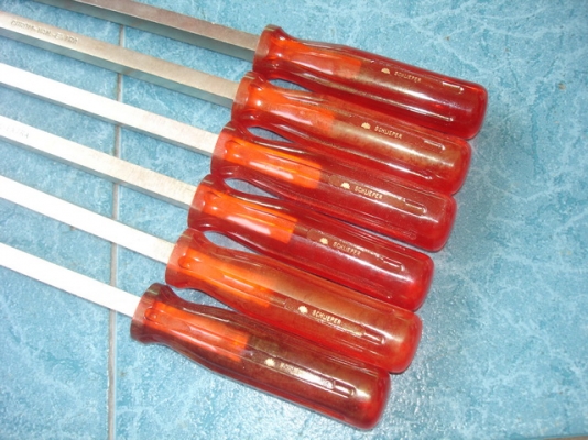 ไขควงปากแบน ตราตา made in Germany