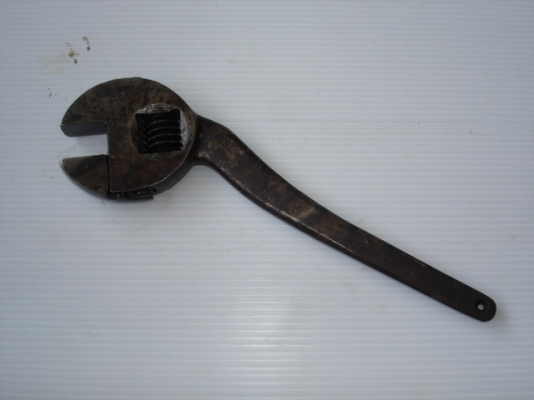 ประแจเลื่อน ทรงสเปิร์ม 8 นิ้ว made in Germany