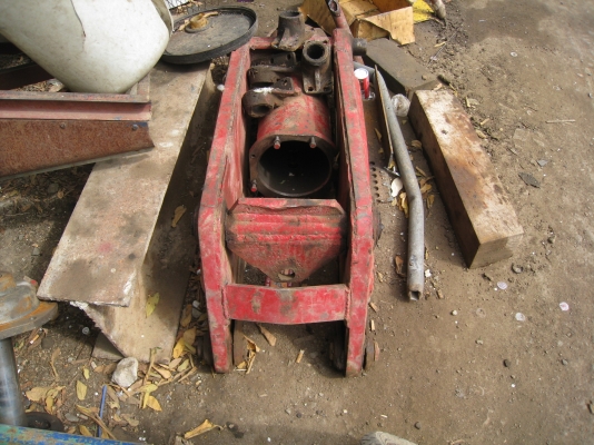 ขายดั๊ม 4 ตัน หกล้อ  ราคาถูกครับ