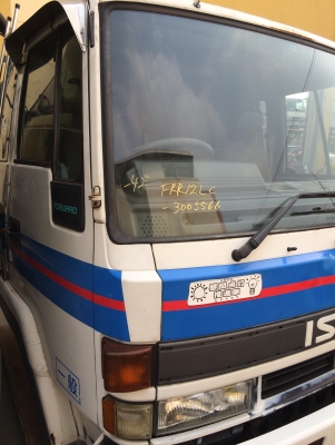 ขายหัวเก๋ง อีซูซุ ร๊อคกี้ ตาหวาน สภาพสวย ของญี่ปุ่น