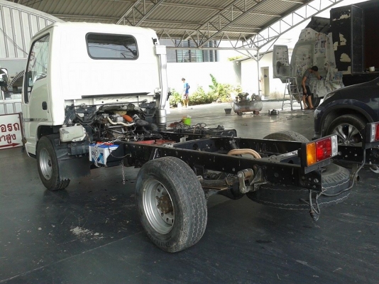 ขายรถ 4 ล้อ หัว+คัชซี ISUZU NKR 120 แรงม้า ปี 2551/2008 สภาพสวยทั้งภายใน ภายนอก เครื่องดี พร้อมใช้ สนใจ สอบถามเพิ่มเติมได้ที่ 081-4825911 คุณ พิมพ์ใจ 085-0097969 คุณ รุ่ง