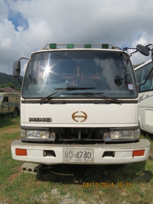 รถบรรทุก Hino ติดเครน