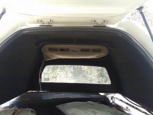 หลังคาวีโก้เเคปยี่ห้อเเครี่บอย  สภาพสมบูรณ์มากมีเเอร์พร้อมใช้งานใด้เลย