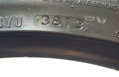 ยาง,255-35-19 GT'CHAMPIRO สภาพเต็มปลายปี13หนึ่งคู่ 4,200 ยาง,255-35-19 GT'CHAMPIRO สภาพเต็มปลายปี13หนึ่งคู่ 4,200