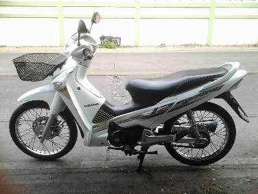 เวฟ125iตาทเท้าปี54