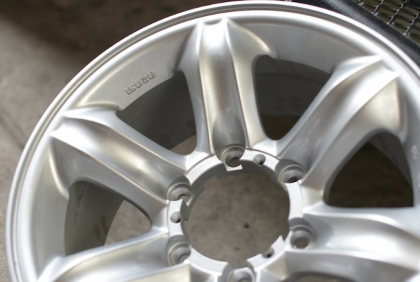 แม็กเล็บเหยี่ยวแท้