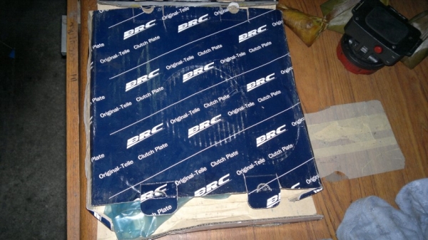 ขายแผ่นคลัสทองแดง พร้อมหวี ของ Beral   พร้อมใช้ ใส่ดีแม็ก เชฟ