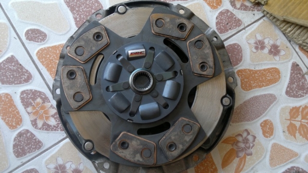 ขายแผ่นคลัสทองแดง พร้อมหวี ของ Beral   พร้อมใช้ ใส่ดีแม็ก เชฟ