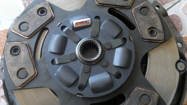 ขายแผ่นคลัสทองแดง พร้อมหวี ของ Beral   พร้อมใช้ ใส่ดีแม็ก เชฟ