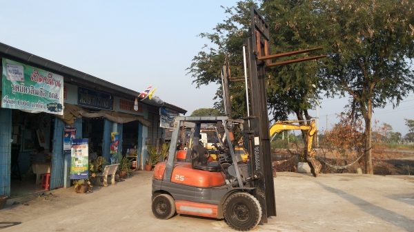 ขายด่วนรถยก TOYOTA 6FGยก2.5ตันเสาสูง3เมตรรถนอกนำเข้ายังไม่เคยใช้งานในเมืองไทยเลย=รุ่นใหม่ขายถูกๆๆ ขายด่วนรถยก TOYOTA 6FGยก2.5ตันเสาสูง3เมตรรถนอกนำเข้ายังไม่เคยใช้งานในเมืองไทยเลย=รุ่นใหม่ขายถูกๆๆ