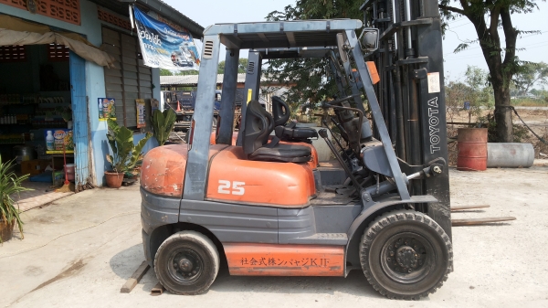 ขายด่วนรถยก TOYOTA 6FGยก2.5ตันเสาสูง3เมตรรถนอกนำเข้ายังไม่เคยใช้งานในเมืองไทยเลย=รุ่นใหม่ขายถูกๆๆ ขายด่วนรถยก TOYOTA 6FGยก2.5ตันเสาสูง3เมตรรถนอกนำเข้ายังไม่เคยใช้งานในเมืองไทยเลย=รุ่นใหม่ขายถูกๆๆ