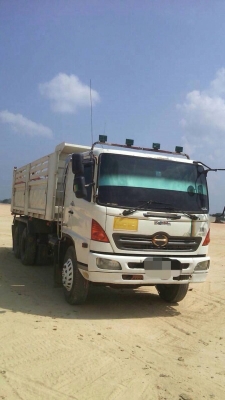 รถฮีโน่ 10 ล้อดั้ม 260 แรงม้า ปี 47. สนใจติดต่อ 081 - 6079515