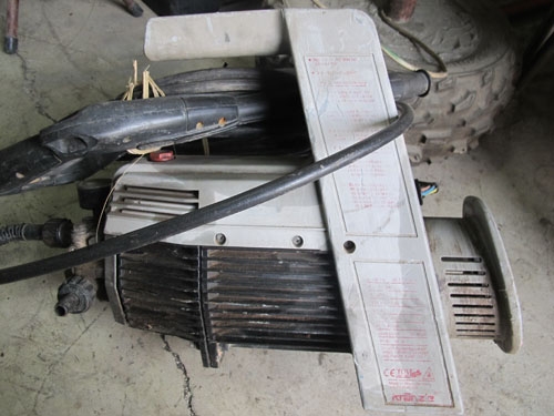 ขายปั๊มฉีดน้ำแรงดันสูงKranzle ของเยอรมันแท้พร้อมหัวฉีดและสายต่อ