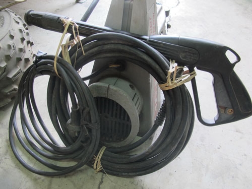 ขายปั๊มฉีดน้ำแรงดันสูงKranzle ของเยอรมันแท้พร้อมหัวฉีดและสายต่อ