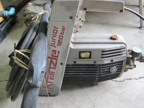 ขายปั๊มฉีดน้ำแรงดันสูงKranzle ของเยอรมันแท้พร้อมหัวฉีดและสายต่อ