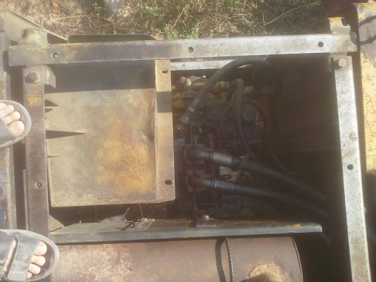 KOMATSU PC200-5 น้ำเงิน