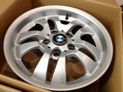 -----ขายแล้ว-----แม็กซ์16นิ้ว BMW E90 -----ขายแล้ว-----แม็กซ์16นิ้ว BMW E90