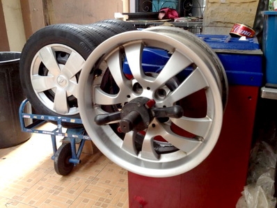 -----ขายแล้ว-----แม็กซ์16นิ้ว BMW E90 -----ขายแล้ว-----แม็กซ์16นิ้ว BMW E90