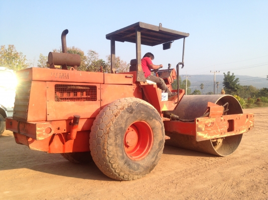 ขายรถบดสั่นสะเทือน ( 2 เพลา  )