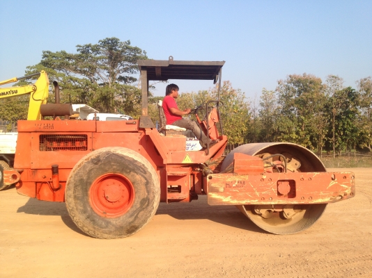 ขายรถบดสั่นสะเทือน ( 2 เพลา  )