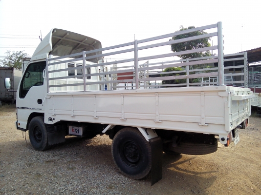 4 ล้อบรรทุก  *Euro.2*  ISUZU  NKR  100 แรงม้า+Turbo+Inter  * รถสวยเดิม+สวยจริง+พร้อมใช้งาน * รถห้างแท้ * มีเล่มพร้อมโอน *