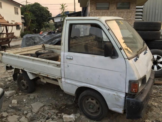 DAIHATSU s110 ตามสภาพเลยครับ