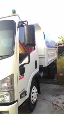 รถอีซูซุ 6 ล้อ บรรทุกน้ำ 150 แรงม้า. ปี 53  ( รถวิ่งน้อย ) สนใจติดต่อ 081 - 6079515