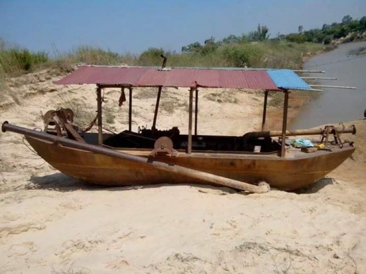 ขายเรือดูดทราย