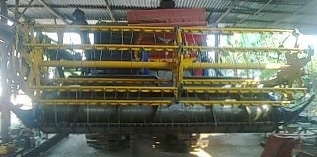 ขายด่วน รถเกี่ยวข้าวไทยเส็งยนต์ TSY เดี่ยวทรนง เครื่องยนต์ 220 HP JO8C-J1 อุ้ม 2.5 ตัน ปั๊มไดกิ้นเบอร์ 23 ช่วงล่าง 12 รถสภาพดีพร้อมทำงานได้เลยครับ ราคาต่อรองได้ครับ