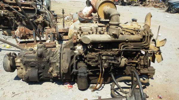 ขายเครื่องยนต์ Isuzu 6BD1 ขายเครื่องยนต์ Isuzu 6BD1