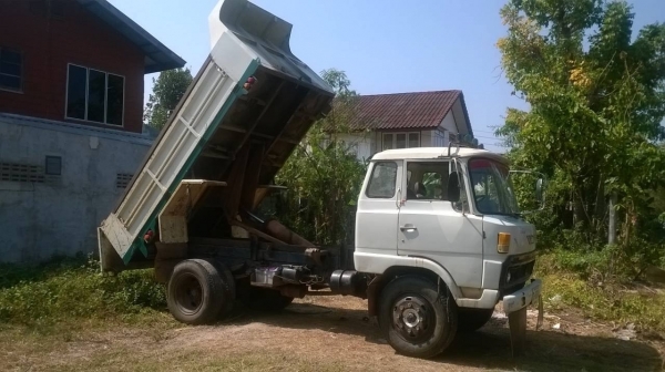 ขาย 6 ล้อดั้ม KL เครื่อง EC100 140 แรงม้า คัสซีดี พวงมาลัยพาวเวอร์ ทะเบียนพร้อมโอน ราคาต่อรองได้ครับ