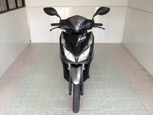 Click125i รุ่นracing ระบบcombibrake วิ่ง4000 ปี57 (ของแถม 4 รายการ)