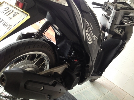 Click125i รุ่นracing ระบบcombibrake วิ่ง4000 ปี57 (ของแถม 4 รายการ)