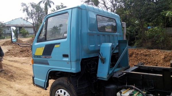 รถ 6 ล้มดั้ม NPR 115 ปี 38 ขายดาวน์ต่อ