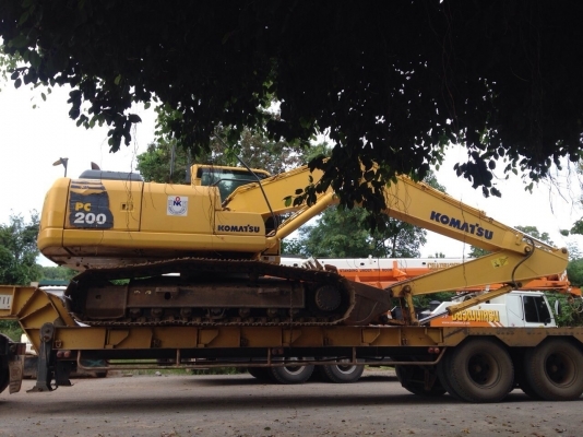 ขาย KOMATSU PC 200-8 เล่มทะเบียน รถปี 55
