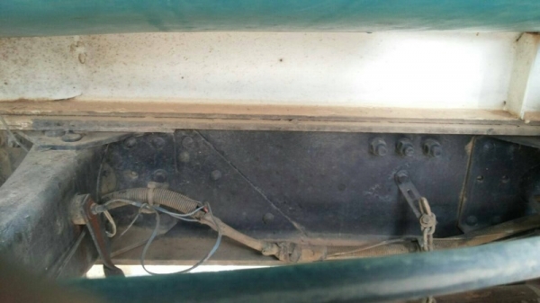 รถ 10 ล้อ VOLVO  โม่ปูน  345 แรงม้า.  ( มีขาย 2 คัน. )   สนใจติดต่อ  081 - 6079515