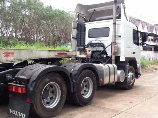 รถ VOLVO  10 ล้อ หัวลาก  370 แรงม้า. ปี 55  ( รถวิ่ง 6x,xxx กม. ) , ( ขายแม่ , ลูก )    สนใจติดต่อ  081 - 6079515