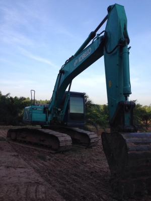 ขายแมคโค KOBELCO sk200-8  รถใช้งาน12000 ชั่วโมง